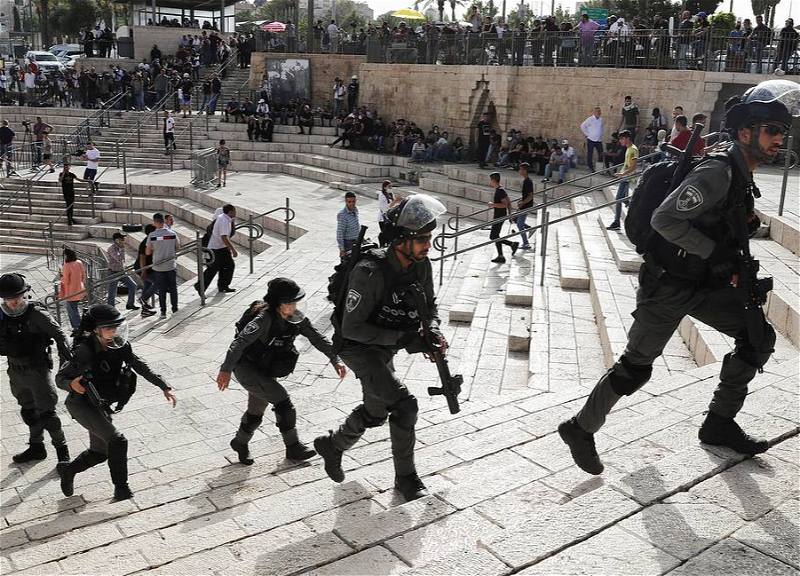 СМИ: полиция Израиля проводит задержания палестинцев в пригороде Иерусалима