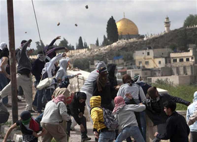 Число раненых в стычках с полицией палестинцев превысило 610