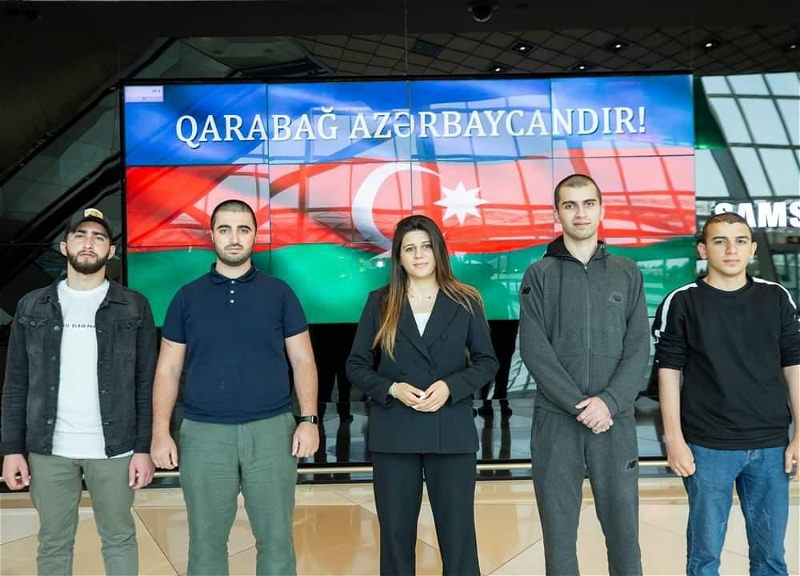 Müalicə üçün Türkiyəyə göndərilən 5 qazimiz sağalıb Vətənə döndü - FOTO