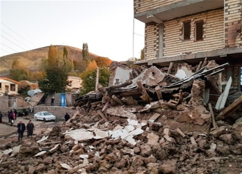 Сильное землетрясение в Иране: есть пострадавшие - ОБНОВЛЕНО