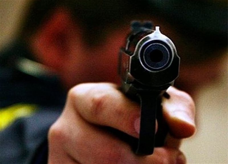 «Смертельная ревность»: В Баку сотрудник полиции застрелил девушку и пытался покончить с собой - ОБНОВЛЕНО