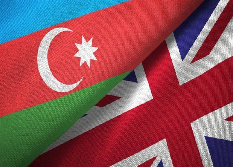 Azərbaycan və Böyük Britaniya arasında iki sənəd imzalanıb