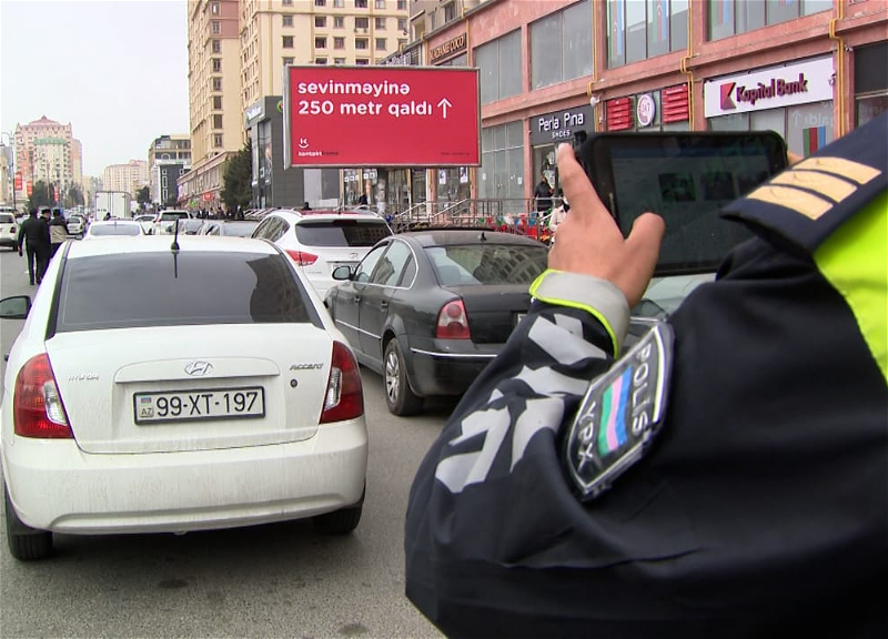 «Паркуешься у дома? Плати штраф!»: Транспортный нонсенс на бакинской улице - ФОТО - ВИДЕО