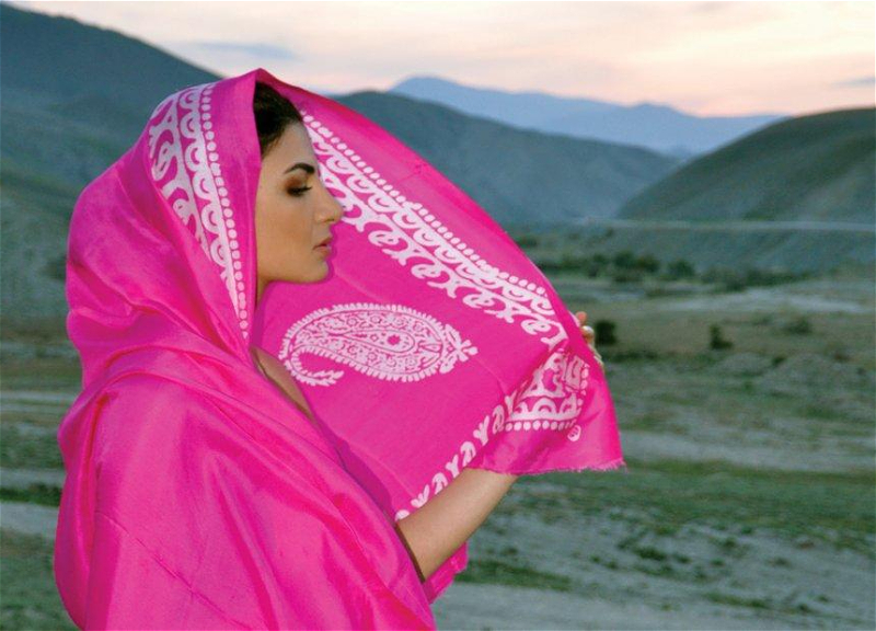 Euronews: Келагаи – платки, которые придают женщине красоту – ВИДЕО