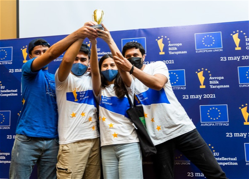 Команда RANDOMICA победила в интеллектуальном конкурсе ЕС среди молодежи Азербайджана