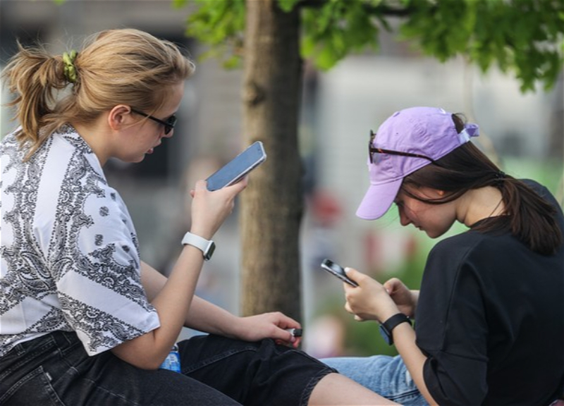 WhatsApp разрешил пользователям iOS проматывать голосовые сообщения