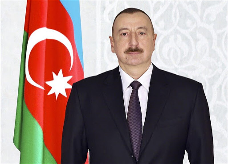 Ильхам Алиев поделился публикацией по случаю Дня Республики