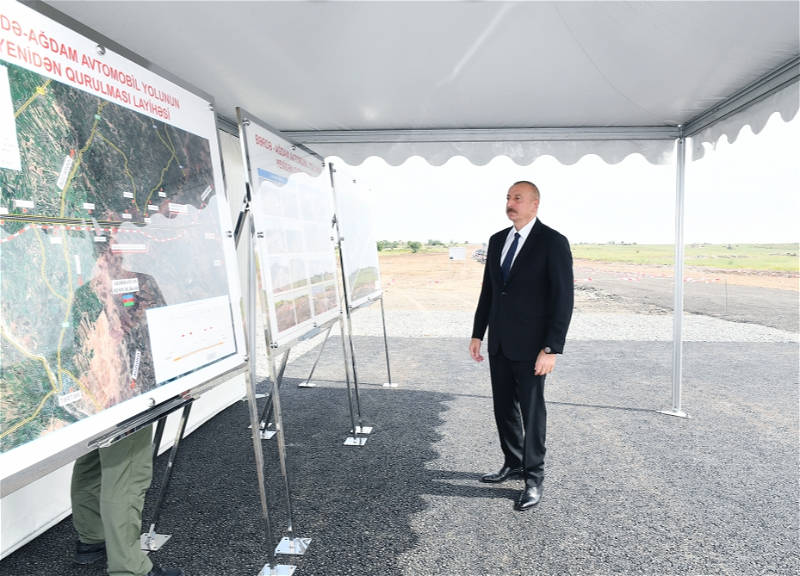 Ильхам Алиев в Агдаме принял участие в закладке фундамента автодороги Барда-Агдам - ФОТО
