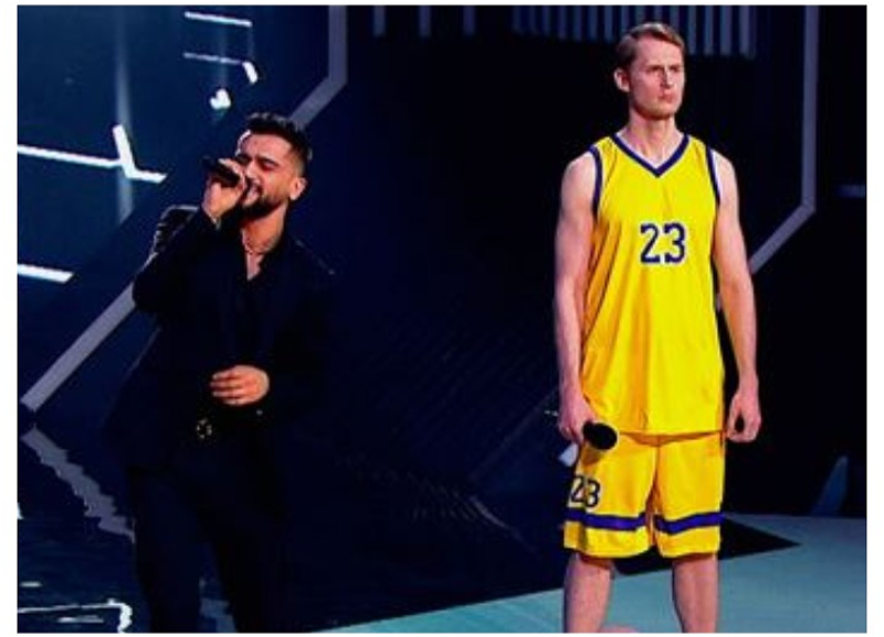 Jony спел дуэтом с баскетболистом в эфире канала «Россия 1» - ВИДЕО