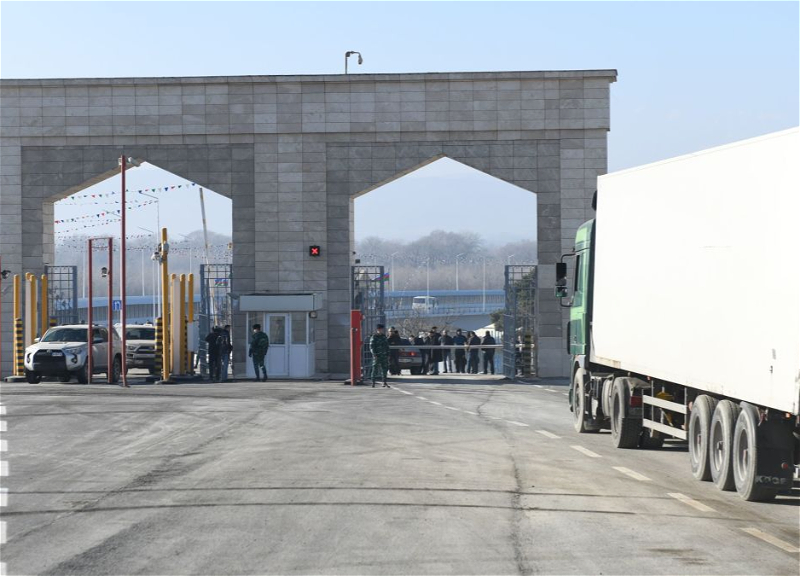 Заторы из грузовиков на российско-азербайджанской границе будут ликвидированы - ОФИЦИАЛЬНО