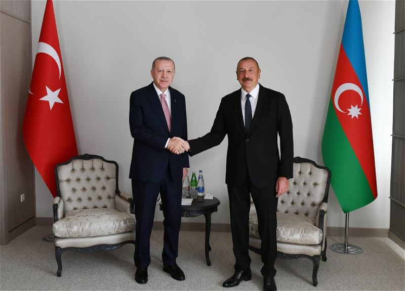 Состоялась встреча тет-а-тет между президентами Азербайджана и Турции - ФОТО