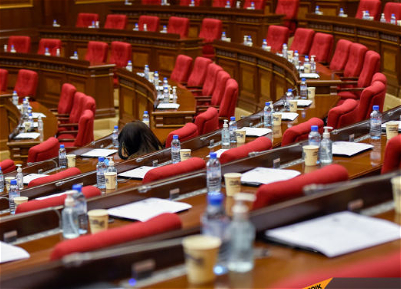 Парламент впервые за всю историю независимой Армении не принял главный финансовый документ