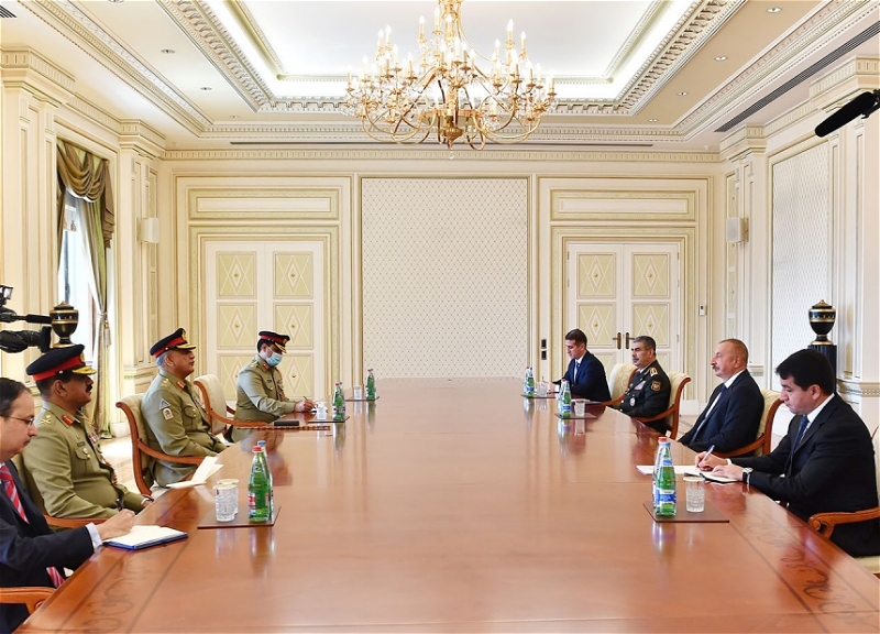 Президент Азербайджана предложил запланировать с Пакистаном совместные военные учения