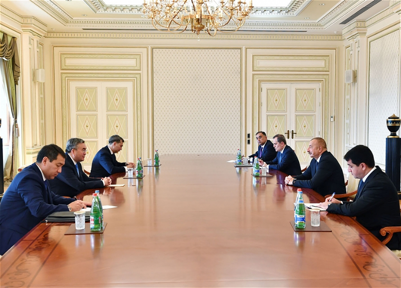 Ильхам Алиев принял вице-премьера Казахстана