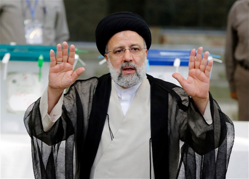 Раиси: США обязаны снять санкции с Ирана
