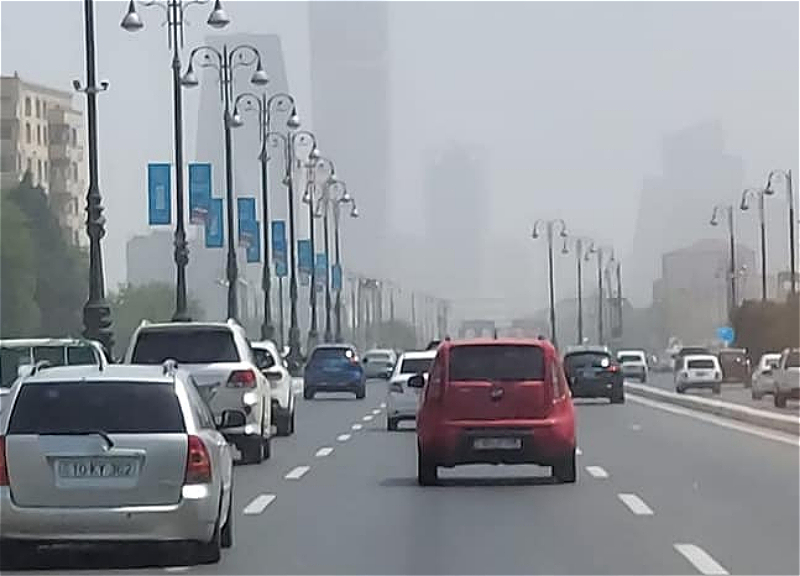 Предупреждение: В атмосфере Баку многократно превышен уровень пыли