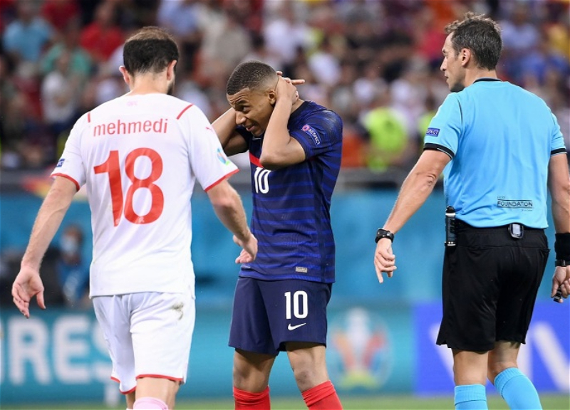 Франция сенсационно вылетела с Евро-2020, проиграв Швейцарии по серии пенальти