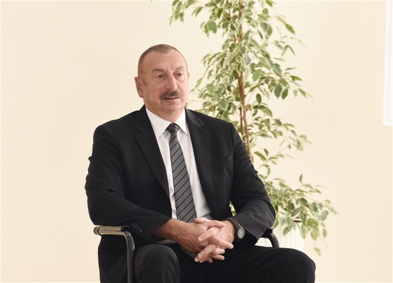 Ильхам Алиев: Если Армения не согласна на предложение страны-победителя, ей видней, но пусть хорошо подумает, потом может быть поздно