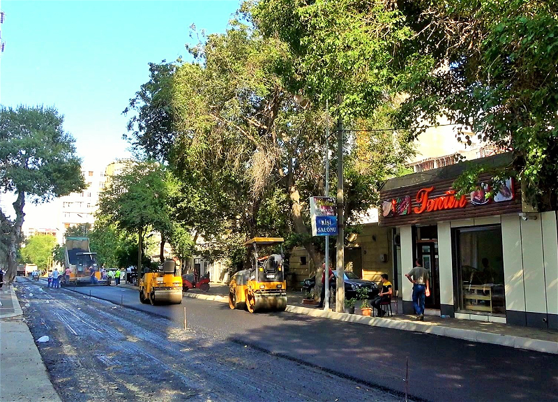 В Насиминском районе Баку продолжается ремонт улиц - ФОТО
