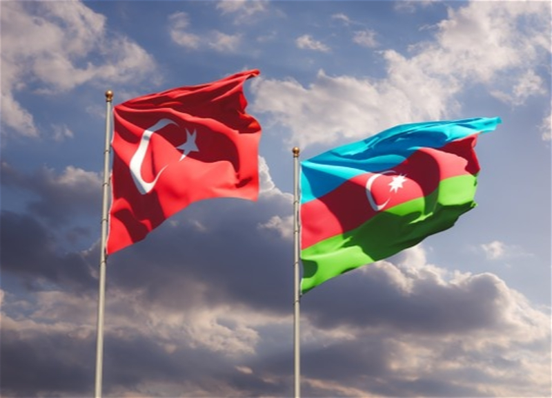 Ильхам Алиев утвердил азербайджано-турецкое соглашение о пилотажных учениях