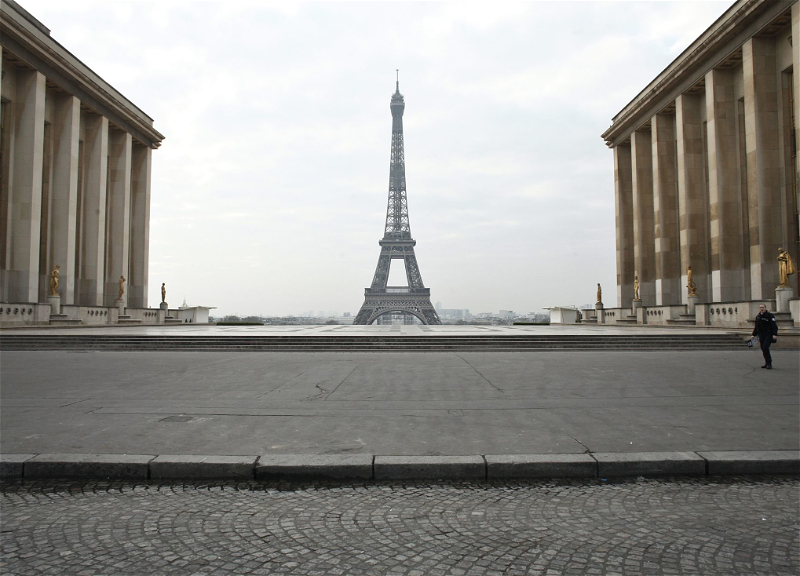 COVID-19: Во Франции могут вновь ввести комендантский час
