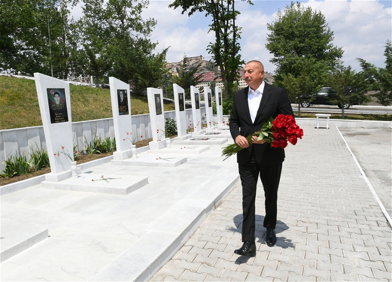 Ильхам Алиев посетил Аллею шехидов в Дашкесане - ФОТО