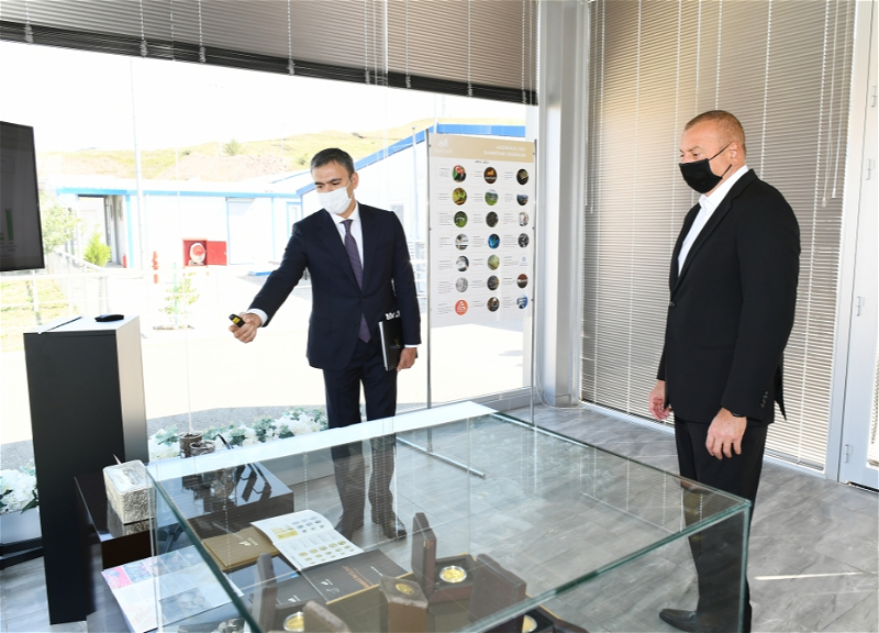 Prezident “AzerGold” QSC-nin “Çovdar” İnteqrəolunmuş Regional Emal Sahəsinin fəaliyyəti ilə tanış olub