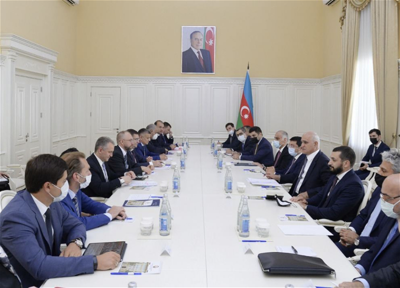 Вице-премьер Азербайджана встретился с замминистра экономразвития РФ - ФОТО