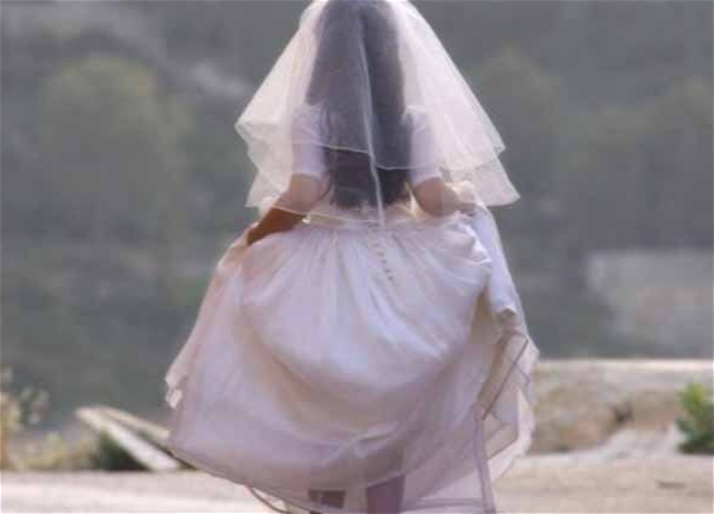 Еще одна 15-летняя невеста в Азербайджане. «Это не свадьба, всего лишь помолвка» - ФОТО