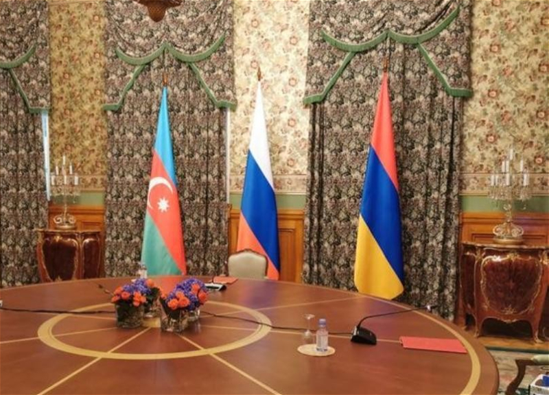 Азербайджан принял инициативу РФ об объявлении прекращения огня, но армяне продолжают обстрел