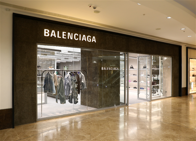 Balenciaga - сенсации, инновации и дерзость по новому адресу! - ФОТО