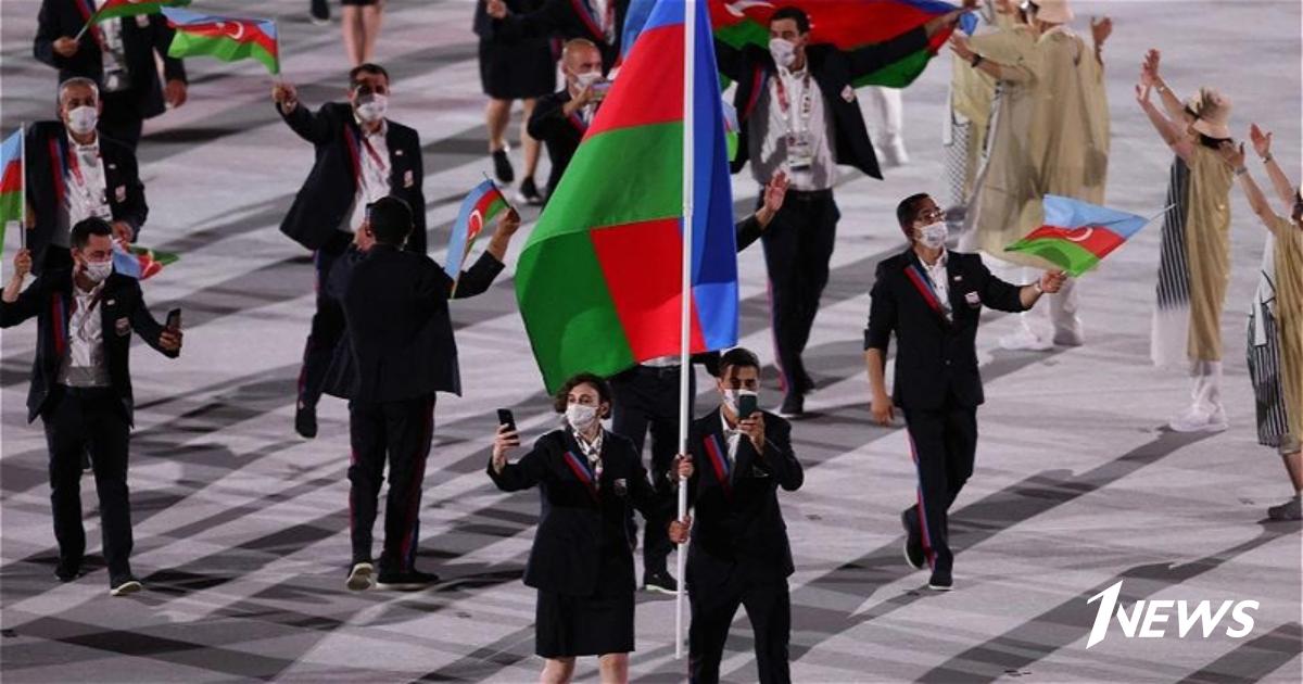 Играет азербайджан. Олимпийские игры Азербайджан. Парад Олимпийских игр. Олимпийский парад.