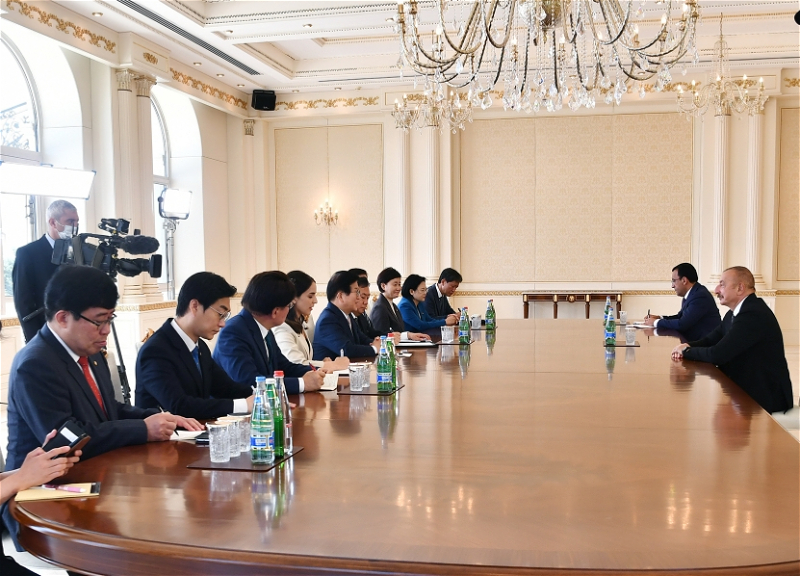 Ильхам Алиев принял председателя Национальной ассамблеи Республики Корея