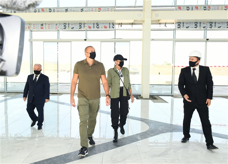 Президент Ильхам Алиев и первая леди Мехрибан Алиева ознакомились с работой, проделанной в Физулинском международном аэропорту - ФОТО