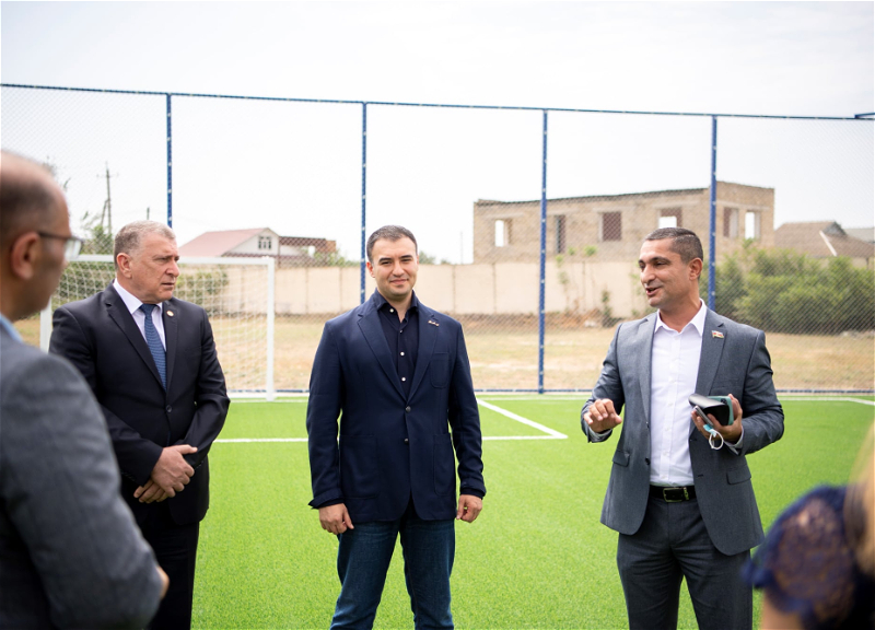 Фонд Гейдара Алиева и посольство КНР оказали поддержку реконструкции футбольной площадки в сабирабадской школе - ФОТО