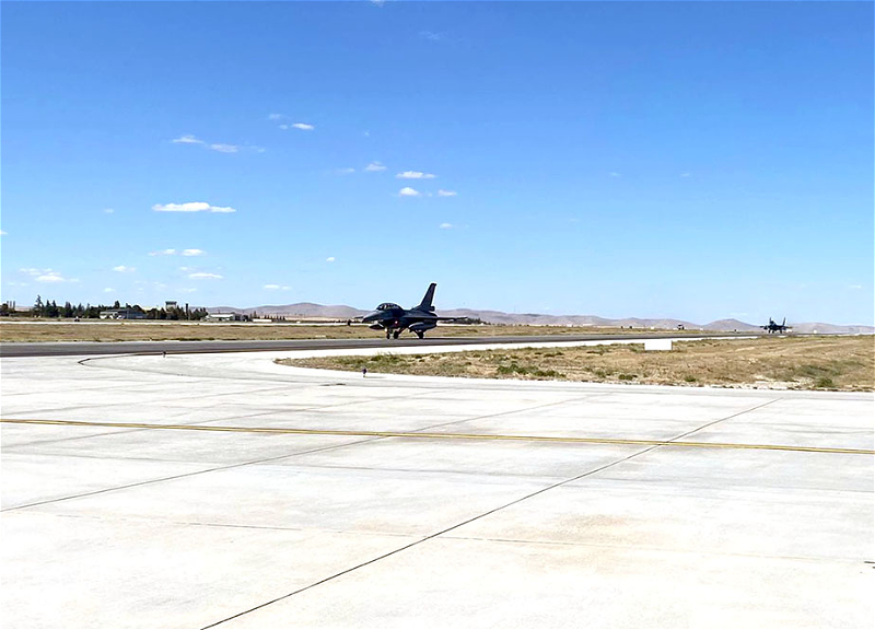 Пилоты ВВС Азербайджана и Турции выполнили полеты для изучения местности – ФОТО