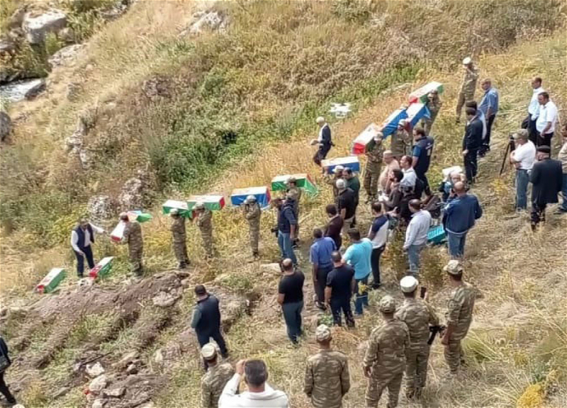 Установлена принадлежность останков 12-ти жителей Башлыбеля, они перезахоронены в отдельных могилах на прежнем месте
