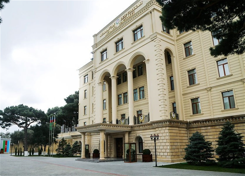 Минобороны Азербайджана обратилось к российской стороне по поводу въезда автомобилей других стран в Карабах