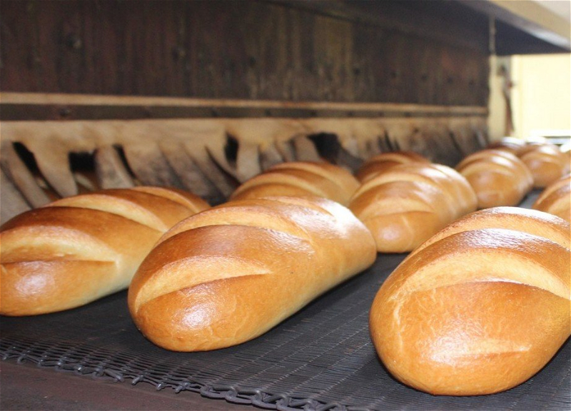 В Азербайджане некоторые производители повысили цены на хлеб