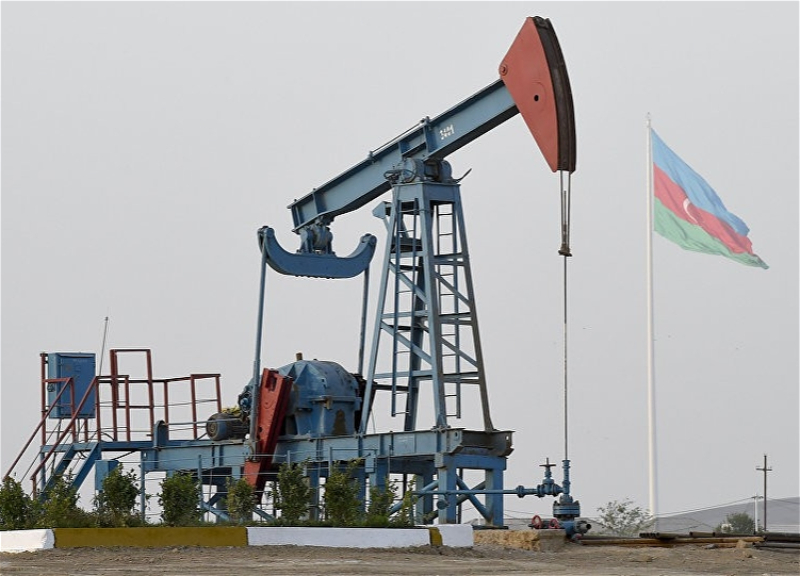 Цена барреля нефти «Азери Лайт» превысила 76,5 доллара