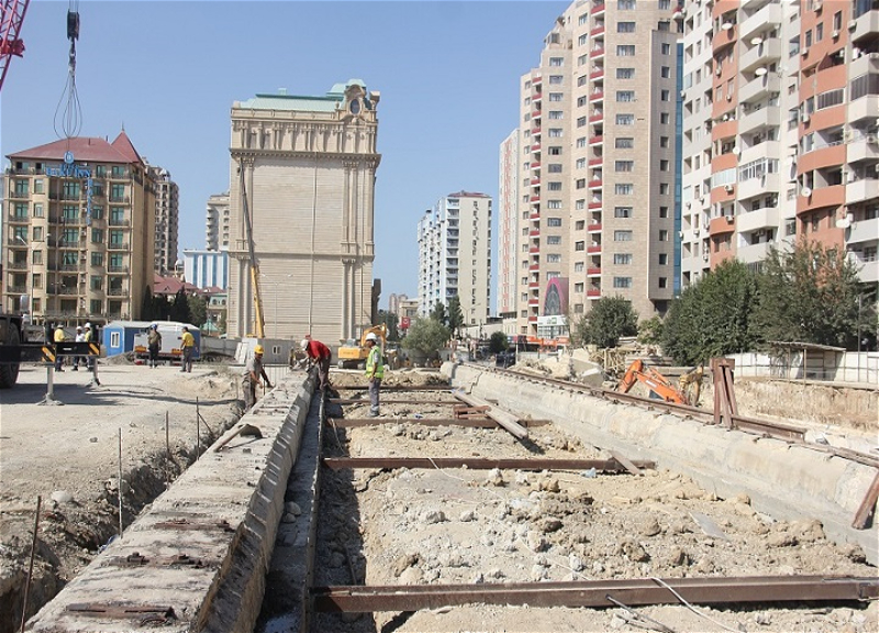 Yeni metro stansiyasının inşasına başlanılıb - FOTO