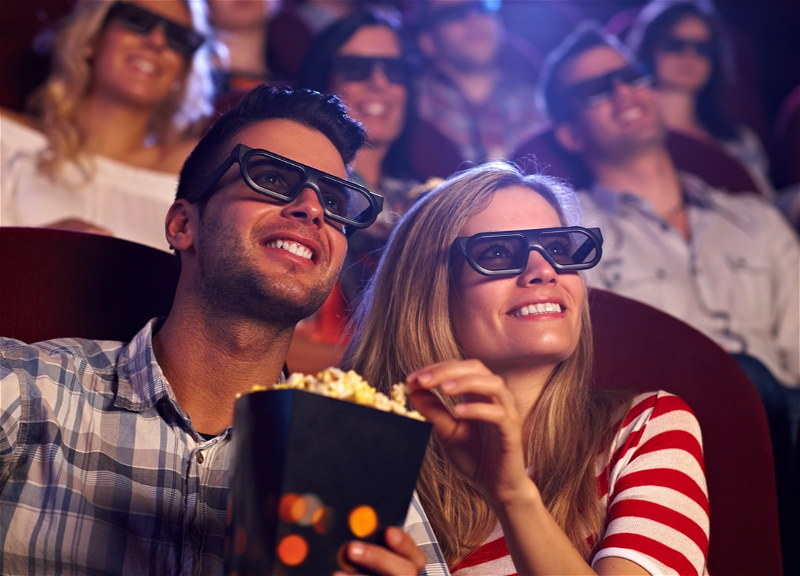 В кино по новым правилам: Все, что нужно знать о предстоящем открытии кинотеатров