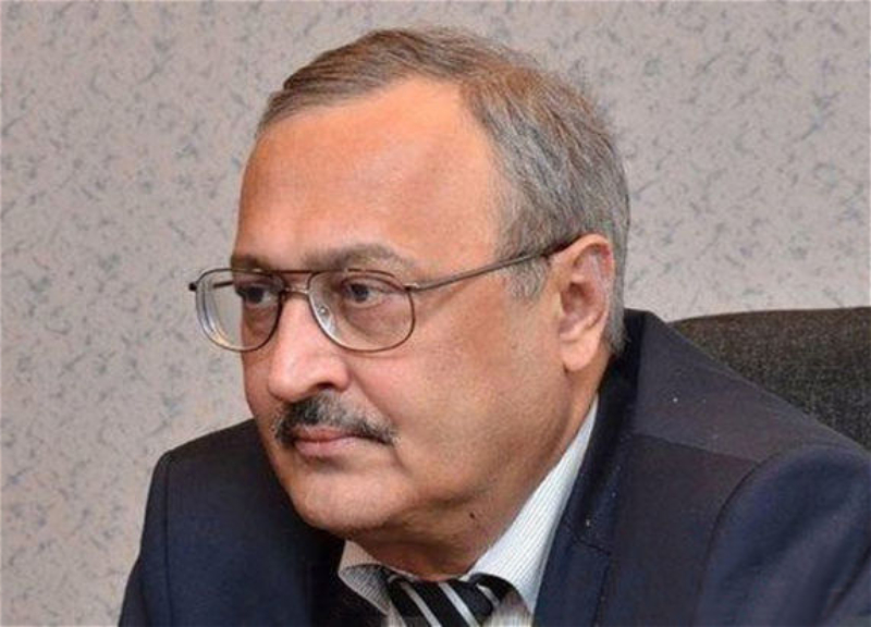 Агабек Аскеров освобожден от должности гендиректора издательства «Азербайджан»