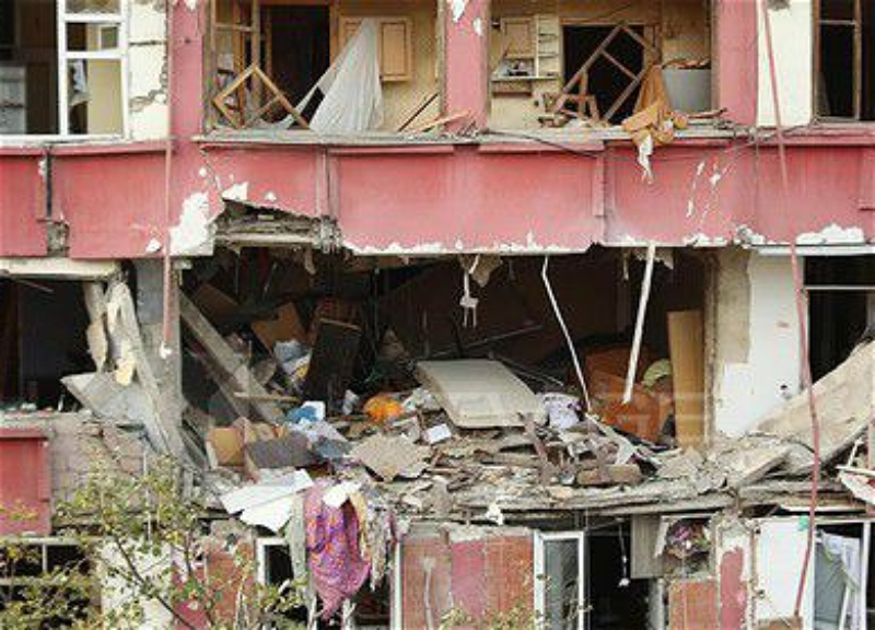 В Тбилиси в жилом доме произошел взрыв – ВИДЕО