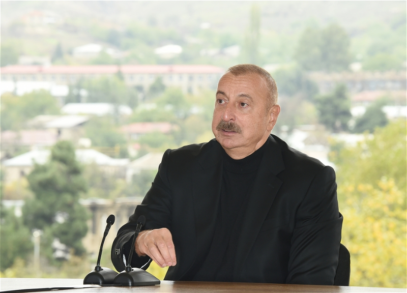 Ильхам Алиев: Я отдал приказ поднять в Гадруте флаг Азербайджана, чтобы положить конец армянской лжи