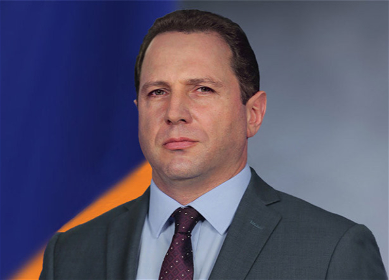 Обвиняемый в крупных хищениях экс-министр обороны Армении не признает своей вины