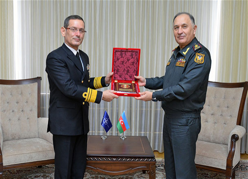 Глава Генштаба ВС Азербайджана и представитель НАТО обсудили перспективы сотрудничества