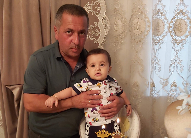В Баку годовалый ребенок умер после операции: У его дедушки случился инфаркт – ФОТО