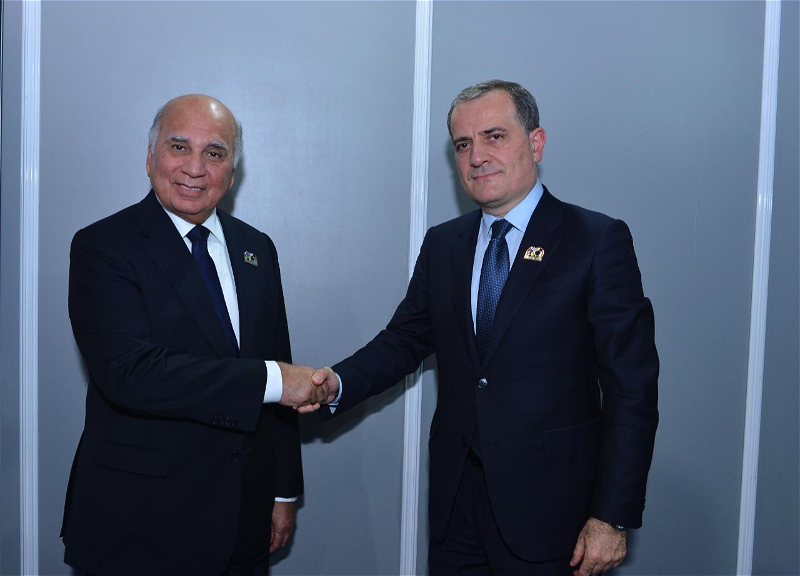 Джейхун Байрамов встретился с главой МИД Ирака