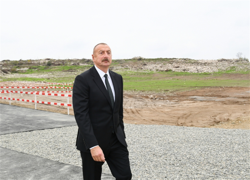 Ильхам Алиев заложил фундамент первого многоквартирного жилого квартала в Физули - ФОТО